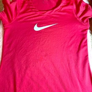 Girls Pink Nike Tee Shirt || Never Worn